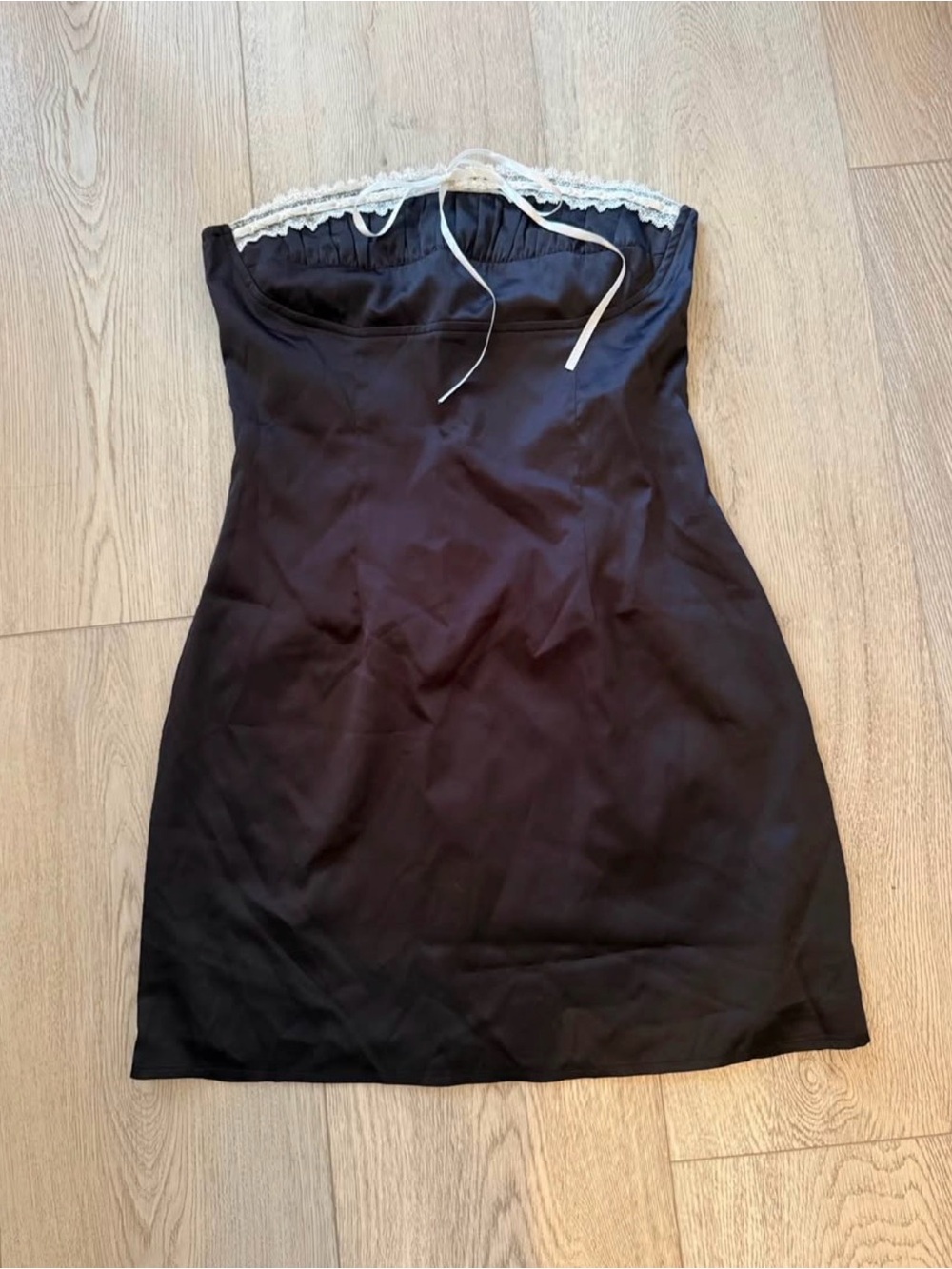 Strapless Satin Black Dress